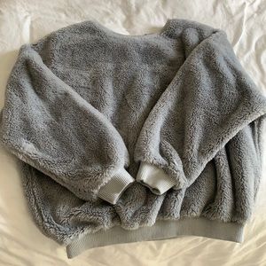 Over sized fluffy sweat shirt